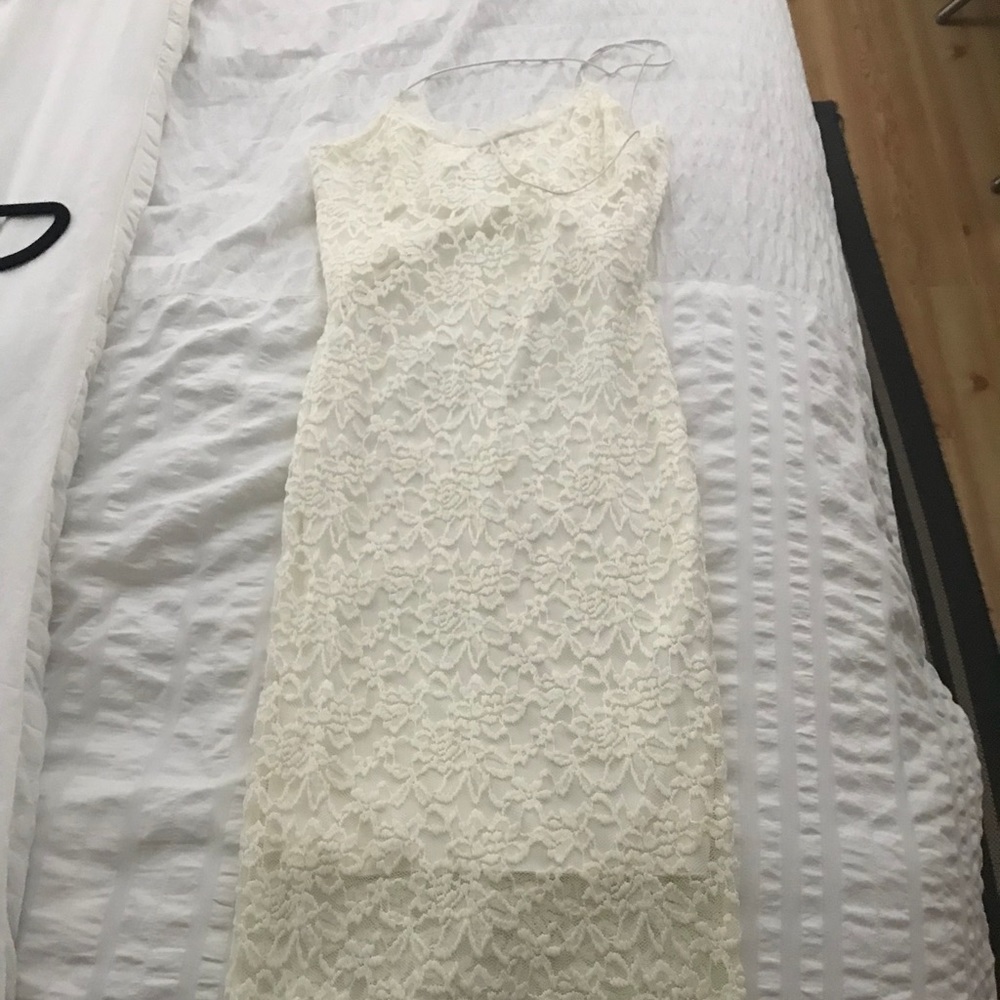 White lace dress